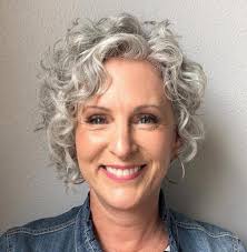 Short Curly Gray Hairstyle For Older Women Short Curly Haircuts Short Curly Hairstyles For Women Medium Hair Styles