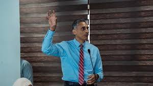 Villa College officially welcomed inaugural Fulbright Scholar and Associate  Professor Dr. Charles Vanover of University of South Florida today. He was  greeted by the Rector of Villa College, Dr. Ahmed Anwar. Head