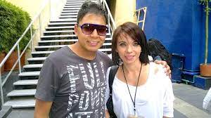 Con Lizett Osuna