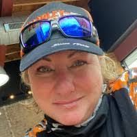 Tina Lowman's Instagram, Twitter & Facebook