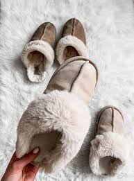 Duped Ugg Slippers 20 Amazon Dupes For The 85 Real Uggs In 2020 Ugg Slippers Real Uggs Slippers