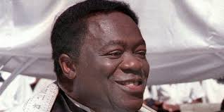 Bond Villain Yaphet Kotto Blasts Idea Of Black Man Playing James Bond Play 003 Or 006 But You Cannot Be 007 Huffpost