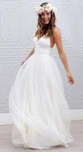 30 Casual Wedding Dresses For Effortlessly Chic Brides Casual Wedding Dress Trendy Wedding Dresses Wedding Dresses