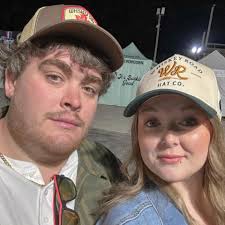 Just bought a house in Tiverton and looking for someone to come do a major  house clean!