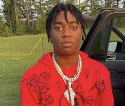 He gained notoriety with a variety of music videos and other online content that was released in. D S44fe2fxtqkm