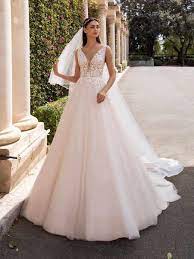 Mode für sie und ihn. Pronovias Style Kerberos
