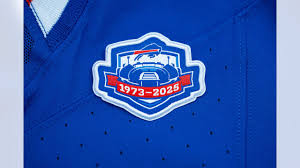 Đội Bills sẽ đeo huy hiệu kỷ niệm "Tạm biệt Highmark" trên áo đấu trong trận mở màn mùa giải 2025; Josh Allen sẽ đeo huy hiệu NFL màu vàng dành cho cầu thủ xuất sắc nhất (MVP).