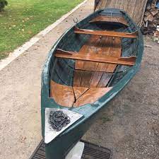 Jetzt günstig die wohnung mit gebrauchten möbeln einrichten auf ebay kleinanzeigen. Ca 80 Bis 90 Jahre Altes Ruderboot Aus Holz Ursprunglich Vom Faaker See Aus Karnten Historisches Ruderboot Holzboot Holz Fa Ruderboot Holzboote Faaker See
