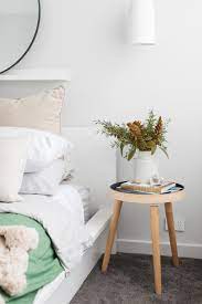 A good bedside table is as important as a comfortable bed, says decorator markham roberts, who includes many great examples in his new book, decorating the way i see it. How To Style Your Bedside Table L Bedside Styling Tips By Style Curator