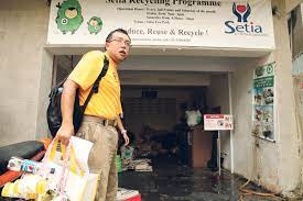 Pertandingan kitar semula peringkat sekolah anjuran majlis bandaraya shah alam (mbsa) kembali lagi dengan menawarkan hadiah wang tunai berjumlah rm27,700. Cara Buat Duit Dengan Jual Sampah Iluminasi
