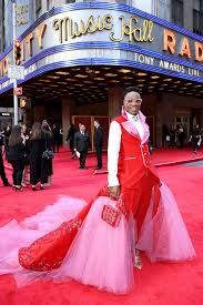 1 kinky boots famous quotes: Billy Porter Wearing The Curtain From Kinky Boots At The Tony Awards Billy Porter Quote About Wearing A Dress Popsugar Fashion Uk Photo 7