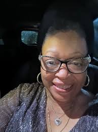 TJ (Tawanna Johnson) Celebrated Her Birthday with The DMV Senior Hand  Dancers and YouTube Sensation DJ Ernie “G” (Ernest Gist) today🧡