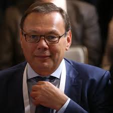 Partisans should work with whoever they want' Wealthy Russians have a  history of funding the anti-Putin opposition. Here's how they do it — and  what's in it for them. — Meduza