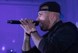 17 марта 1981, бостон, массачусетс, сша). All That Glitters For The Hublot Big Bang Meca 10 Nicky Jam Fhh Journal
