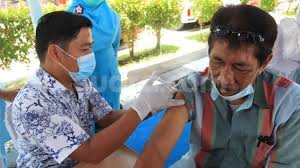Terutama setelah menerima dosis kedua. Efek Samping Vaksinasi Covid 19 Kedua Lebih Berat Apa Penyebabnya