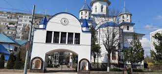 Photos, address, and phone number, opening hours, photos, and user reviews on yandex.maps. ClopotniÈ›Äƒ NouÄƒ Cu Ceas La Biserica InÄƒlÈ›area Domnului Eroilor Din PloieÈ™ti Observatorul Prahovean