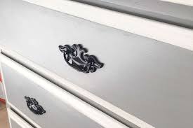 Chalk paint can be used to paint almost anything — walls, kitchen cabinets, metal, wood, and even fabric — but the most common use is to give new life to old furniture or to make newer pieces look old. 7 Reasons I Don T Use Chalk Paint On Furniture And What I Use Now