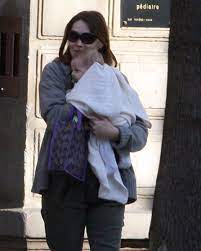 Inzwischen ist giulia schon neun jahre alt geworden. Carla Bruni Starportrat News Bilder Gala De