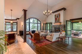 Listed by william raveis real estate. Eight Great Luxury Lake Listings Maine Real Estate Maine Real Estate Blog