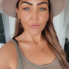 Adam Peachey's Instagram, Twitter & Facebook