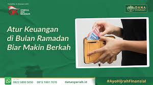 Mata dia melihatku seperti ingin menelanjangiku, semua lekuk tubuhku dilihatnya tanpa terlewati, aku memang dikaruniai kemolekan tubuh yang bisa dibilang sempurna atau. Dana Syariah