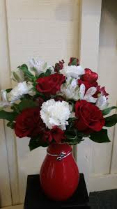 Kroger flowers can be purchased in your nearest store during normal business hours (typically until 9:00pm at 24 hour locations) and all flowers are freshly delivered throughout the week. Kroger Flower Delivery Michigan Fernandaalvm