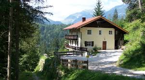 Häuser & villen in jeder größe und lage zu kaufen oder zu mieten. Wochenendhaus Kaufen In Osterreich Zweiwohnsitz In Tirol