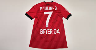 £8.55m * jul 25, 1988 in são paulo, brazil Bayer Leverkusen Star Paulinho Stiftet Sein Getragenes Trikot