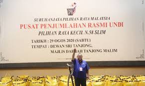 5 tahun sekali untuk rakyat malaysia turun. Bn Pertahan Dun Slim Majoriti 10 945 Undi