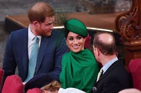 Prinz harry an seinem hochzeitstag ganz in blau. Prinz Harry Und Herzogin Meghan Uberraschung Beim Letzten Offiziellen Termin Panorama Stuttgarter Zeitung