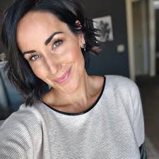 I just color matched my sis in law @ginabeus with Maskcara makeup! She's  never tried it before and just told me what a game changer it is! You guys,  I'm not kidding