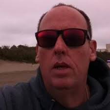 DISTINTO TIEMPO: PAUL TOZER