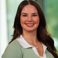 Today is officially my last day with Vacasa. A company I quite literally  grew up with. (Had a few name changes but at its core it's always been the  same!) My first