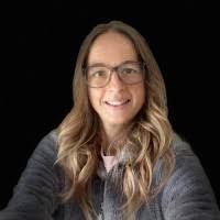 Nickie Snyder's Instagram, Twitter & Facebook