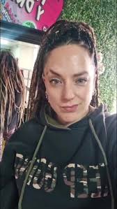 Calm Down🌻 . . . #fyp #rasta #trenzas #lesbian #chile #lesbiana #🏳️‍🌈  #cambio