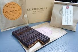 La Manufacture De Chocolat Par Alain Ducasse Plaquette Chocolat Fourree Coco Et Fruit De La Passion Chocolat Alain Ducasse Fruit De La Passion
