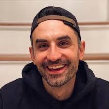 Karen Brochu's Instagram, Twitter & Facebook