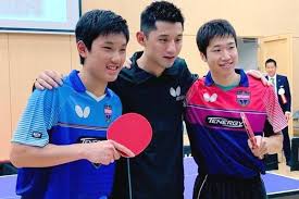 張本智和選手の家族構成は 父、母、妹の4人家族 。 張本智和選手だけでなく、妹の 張本美和さん も卓球選手なんです!. Okl3fiifbaxivm