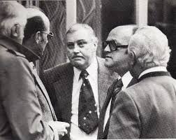 Er bedrohte zwei mitarbeiter mit einer faustfeuerwaffe und forderte auf deutsch mit ausländischem akzent geld. 28 April 1978 Raf Geiselnahme In Linz Redaktion Osterreichisches Presseburo