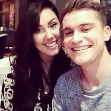 Would there be any furniture makers in Oranmore ? Thanks