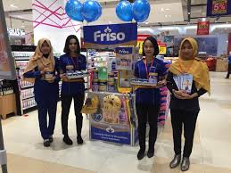 Pria / wanita usia maksimal 21 tahun pendidikan sma/sederajat penampilan menarik tidak memakai kacamata punya rekening bank bca. Jia Dreams Communication Posts Facebook