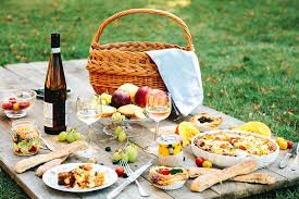 In diesem zusammenhang häufig verwendete utensilien sind der picknickkorb, die picknickdecke oder das picknickgeschirr. Picknick 8 Rezepte Zum Picknicken Bevor Der Sommer Geht