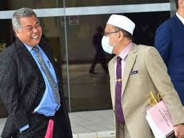 The coastal city of kuala terengganu which stands at the mouth of the broad terengganu river is both the state. Kritikan Bentuk Pentadbiran Lebih Baik Ahmad Said