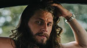 Rose Leslie, Theo James Leap Through Time in First Trailer for HBO's 'Time  Traveler's Wife'