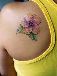 21 Hawaiian Flower Tattoos Hibiscus Tattoo Hawaiian Flower Tattoos Flower Tattoo Shoulder