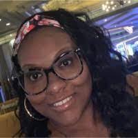 Nichole Kalakore's Instagram, Twitter & Facebook