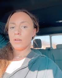 Christine Kole's Instagram, Twitter & Facebook