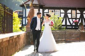 Aktulle regeln für ihren aufenthalt in unserem haus. Hochzeit Im Haus Am Weinberg Mit Traumhaften Ausblick Hochzeitsblog
