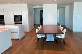 This dining table measures 48 inches around, which allows you to seat four guests comfortably. Live Edge Dining Table Customer Comments San Diego Ca Jeffrey Greene