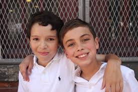 Lola Seaman's Instagram, Twitter & Facebook